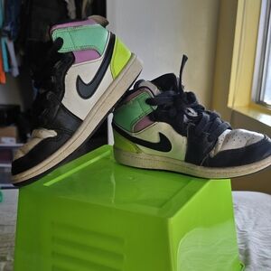 Black and White Sneakers with Green Accent